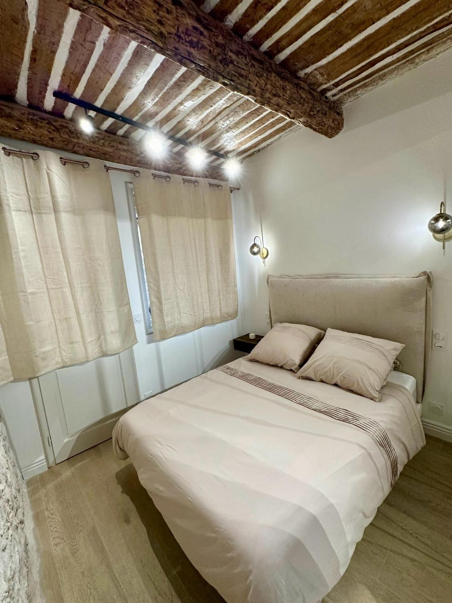 New Charming Apartment Old Town Antibes Eksteriør bilde